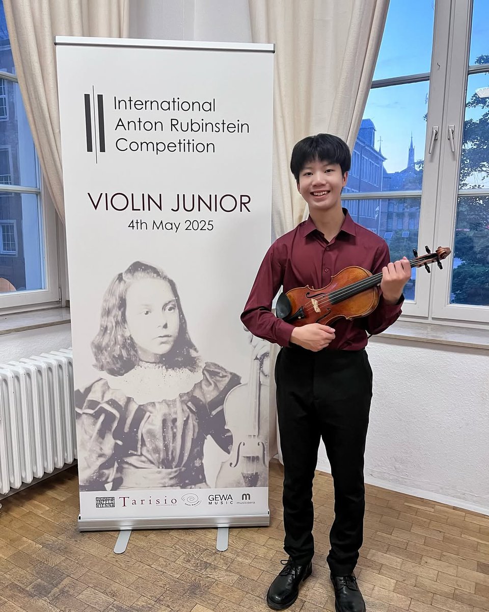 Congratulations to YMS pupil Nicholas on winning First Prize at the #AntonRubinsteinCompetition in Düsseldorf! A testament to his talent and the support of Robin Wilson, <a href="/DinaDuisen/">Dina Duisen</a>, Edward Leung &amp; Anastasia Galenina. #YMS #Violinist #ClassicalMusic #YoungMusician