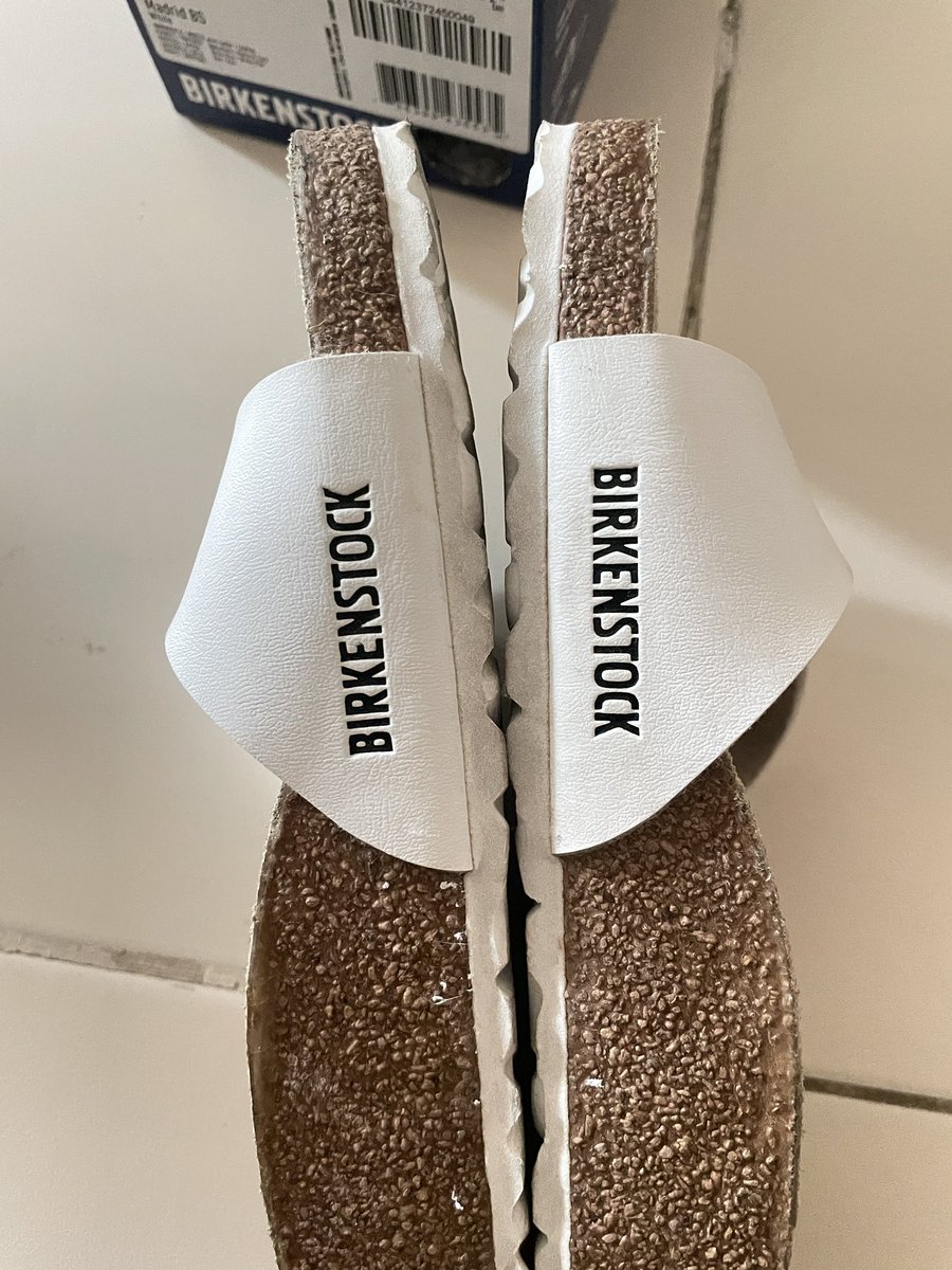 khaimadeee's tweet photo. ส่งต่อ birkenstock madrid size38‼️
🤩 มีกล่อง+ถุงให้ครบค่ะ
🫶🏼 ขอดูรูปเพิ่มเติมไ้ด้นะคะ 
•  2400รวมส่ง ✅
พร้อมโอนลดได้งับ😻
 #ส่งต่อbirken #ส่งต่อbirkenstock #ส่งต่อรองเท้า #ส่งต่อรองเท้ามือสอง #ส่งต่อรองเท้ามือสองสภาพดี  #birkenstockthailand
#ส่งต่อbirken https://t.co/03pmqykYk7