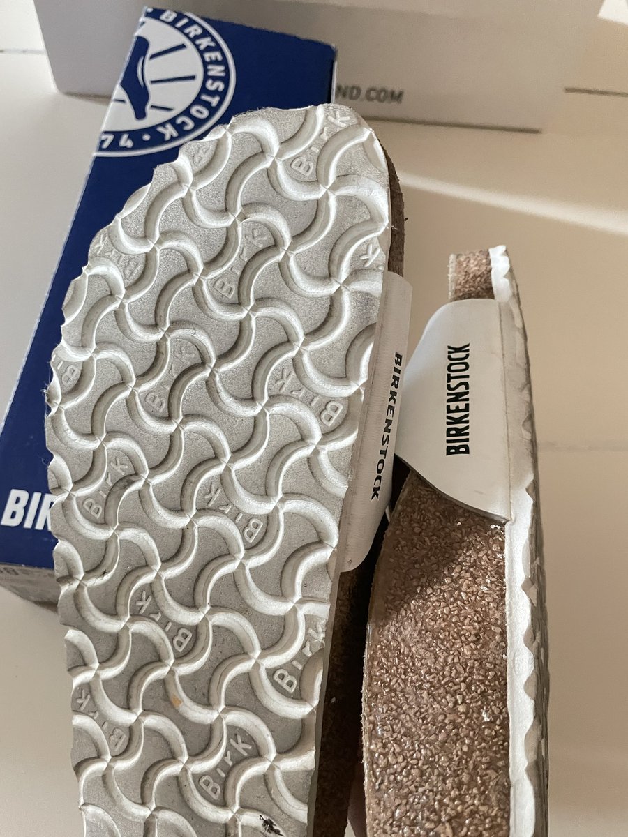 khaimadeee's tweet photo. ส่งต่อ birkenstock madrid size38‼️
🤩 มีกล่อง+ถุงให้ครบค่ะ
🫶🏼 ขอดูรูปเพิ่มเติมไ้ด้นะคะ 
•  2400รวมส่ง ✅
พร้อมโอนลดได้งับ😻
 #ส่งต่อbirken #ส่งต่อbirkenstock #ส่งต่อรองเท้า #ส่งต่อรองเท้ามือสอง #ส่งต่อรองเท้ามือสองสภาพดี  #birkenstockthailand
#ส่งต่อbirken https://t.co/03pmqykYk7