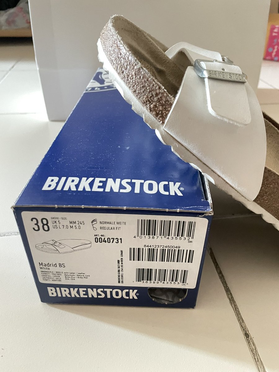 khaimadeee's tweet photo. ส่งต่อ birkenstock madrid size38‼️
🤩 มีกล่อง+ถุงให้ครบค่ะ
🫶🏼 ขอดูรูปเพิ่มเติมไ้ด้นะคะ 
•  2400รวมส่ง ✅
พร้อมโอนลดได้งับ😻
 #ส่งต่อbirken #ส่งต่อbirkenstock #ส่งต่อรองเท้า #ส่งต่อรองเท้ามือสอง #ส่งต่อรองเท้ามือสองสภาพดี  #birkenstockthailand
#ส่งต่อbirken https://t.co/03pmqykYk7