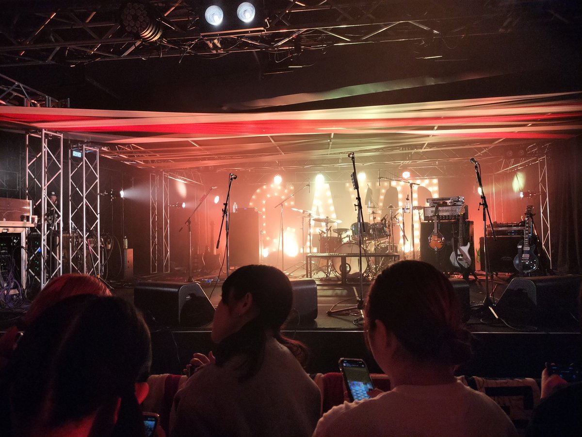 kuatime12's tweet photo. ちょっと遅くなりましたが！

昨日ビバラ行って
メイソンズ
見てきました。
めちゃくちゃかっこよく、改めて、自分はskaが好きなんだなぁと思いました！
特に、ＯＮＥとＴＲＹ and ＴＲＹは最高によかったです！

ツアーも行ってみようかな！
#MAYSONsPARTY 
#JJ2025 https://t.co/FzDB8XsXPn