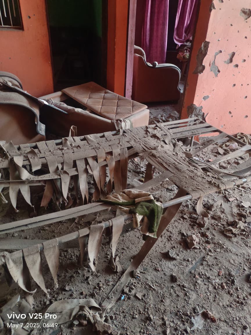 AsYouNotWish's tweet photo. Visuals from Thandi Kassi, Rajouri.

Residential areas hit by Pakistani troops. Multiple civilians injured. My local contacts suggest there is one casualty too, but I can’t confirm the veracity of that claim at this point, because I couldn’t get any official source to authenticate it.
