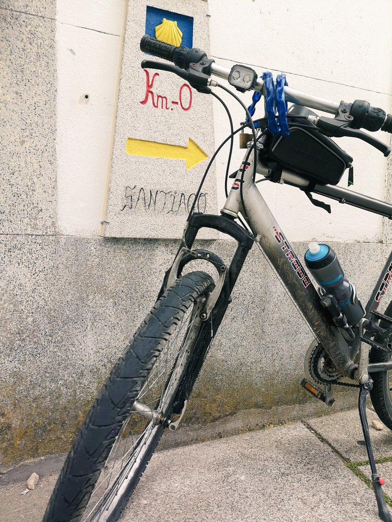 TOZmusic's tweet photo. #CaminoDeSantiago #Tour
16 days (9 biking 7 driving)
866 km biked
1335 m max elevation
46 h biker
58.5 max speed
9420 m total elevation gain
24019 calories
1 big step for us #together
#songwriter #composer #IronMan #passion #love #dream #journey #freedom #fate #adventure #family https://t.co/KRkAUFZnl9