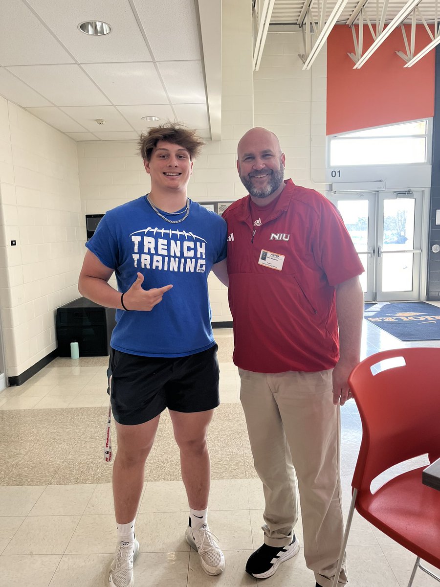 Thank you <a href="/CoachLMeadows/">Luke Meadows</a> for stopping in today!! <a href="/Mr_Nellis/">Joel Nellis</a> <a href="/trenchtraining/">Trench Training</a> <a href="/NIUCoachHammock/">Thomas Hammock</a> <a href="/CoachAWang/">Andy Wang</a> <a href="/PrepRedzoneWI/">Prep Redzone Wisconsin</a> <a href="/MJ_NFLDraft/">Mark Johnson</a> <a href="/OJW_Scouting/">PrepRedzone Oliver</a> @HSFBscout <a href="/NWahlScouting/">Nate Wahl</a> <a href="/AllenTrieu/">Allen Trieu</a>