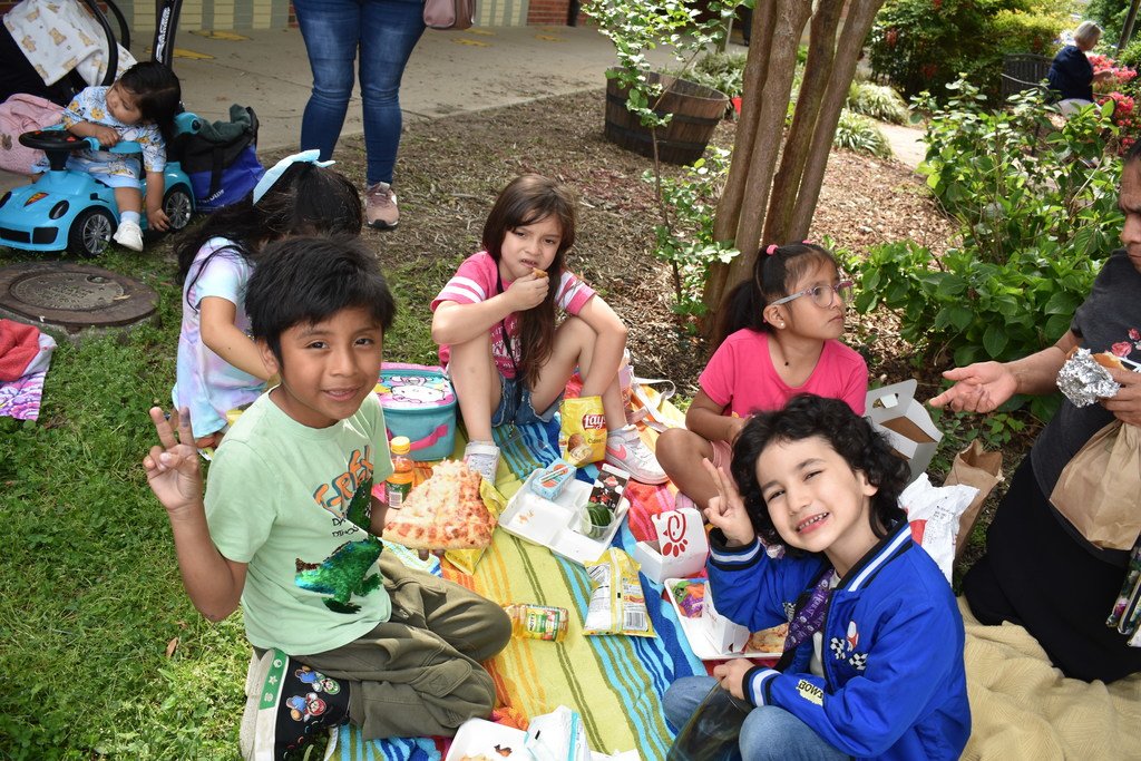 Longan Elementary tweet media