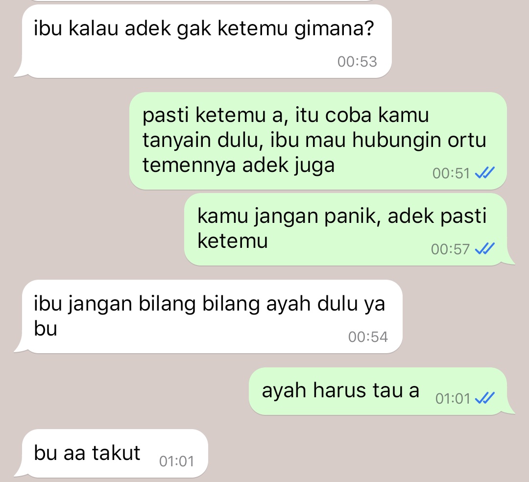 haetsukidesu's tweet photo. 𝑹𝒖𝒎𝒂𝒉 𝑲𝒊𝒕𝒂

'adek ilang'

a haeselle ft. riku &amp; yeon au 
#haeselle #haetsuki https://t.co/gLF0BQlPFn