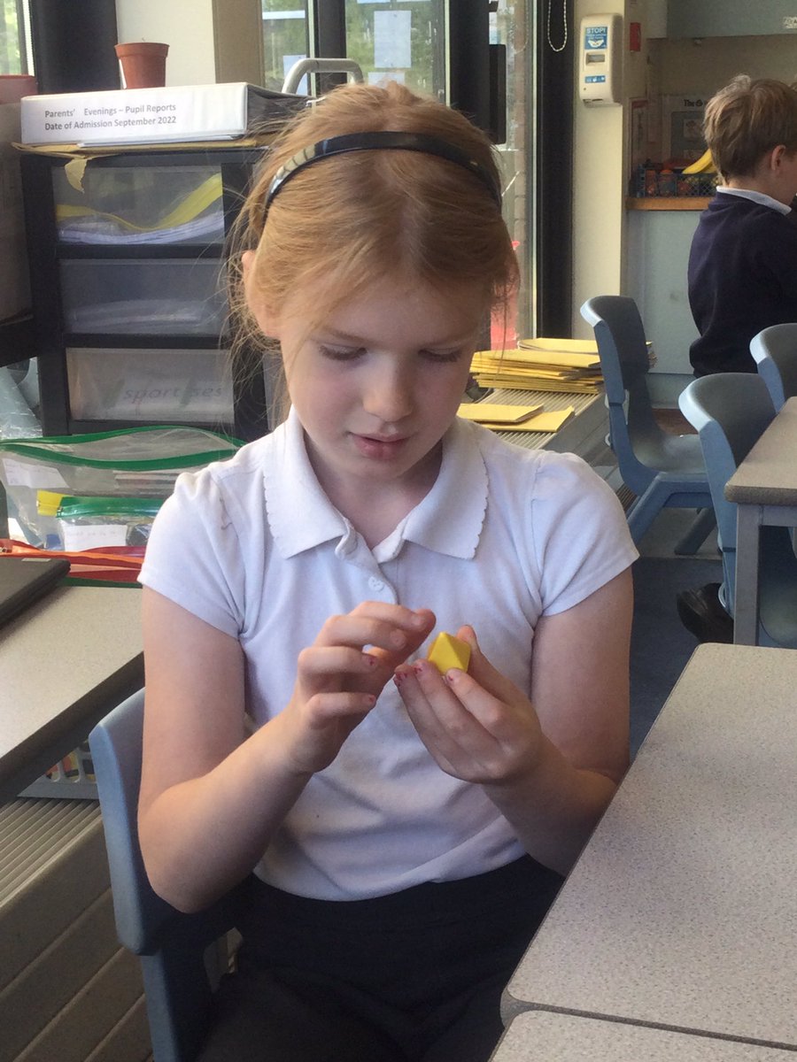 stlukesschoolsw's tweet image. Year 2 are exploring 3-D shapes in Maths today! 🧊🔺 We&apos;re identifying and describing their properties — counting edges, vertices, and faces. #MathsInAction #Year2Learning