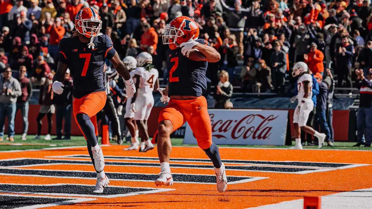 oluwasemilore olubobola (@52_olubobola) on Twitter photo Blessed to receive an offer from the University of Illinois!!#goillinois <a href="/CoachRichHansen/">Rich Hansen 🏴☠️</a> <a href="/KinslerLatish/">Latish Kinsler</a> <a href="/CoachBearfield/">Coach Bearfield</a> @SeanBarowski <a href="/CoachOFlaherty/">Ryan O'Flaherty</a> <a href="/SPPFootball/">St. Peter's Football 🏴☠️</a> <a href="/joeRteacher/">Joe Rotondi</a> <a href="/tyler_calvaruso/">Tyler Calvaruso</a> <a href="/Myles_Harts/">Myles Hartsfield</a> <a href="/BobbyDeren/">Bobby Deren</a>
<a href="/RyanSnyderOn3/">Ryan Snyder</a> <a href="/artursitkowski4/">Artur Sitkowski</a> Blessed to receive an offer from the University of Illinois!!#goillinois <a href="/CoachRichHansen/">Rich Hansen 🏴☠️</a> <a href="/KinslerLatish/">Latish Kinsler</a> <a href="/CoachBearfield/">Coach Bearfield</a> @SeanBarowski <a href="/CoachOFlaherty/">Ryan O'Flaherty</a> <a href="/SPPFootball/">St. Peter's Football 🏴☠️</a> <a href="/joeRteacher/">Joe Rotondi</a> <a href="/tyler_calvaruso/">Tyler Calvaruso</a> <a href="/Myles_Harts/">Myles Hartsfield</a> <a href="/BobbyDeren/">Bobby Deren</a>
<a href="/RyanSnyderOn3/">Ryan Snyder</a> <a href="/artursitkowski4/">Artur Sitkowski</a>