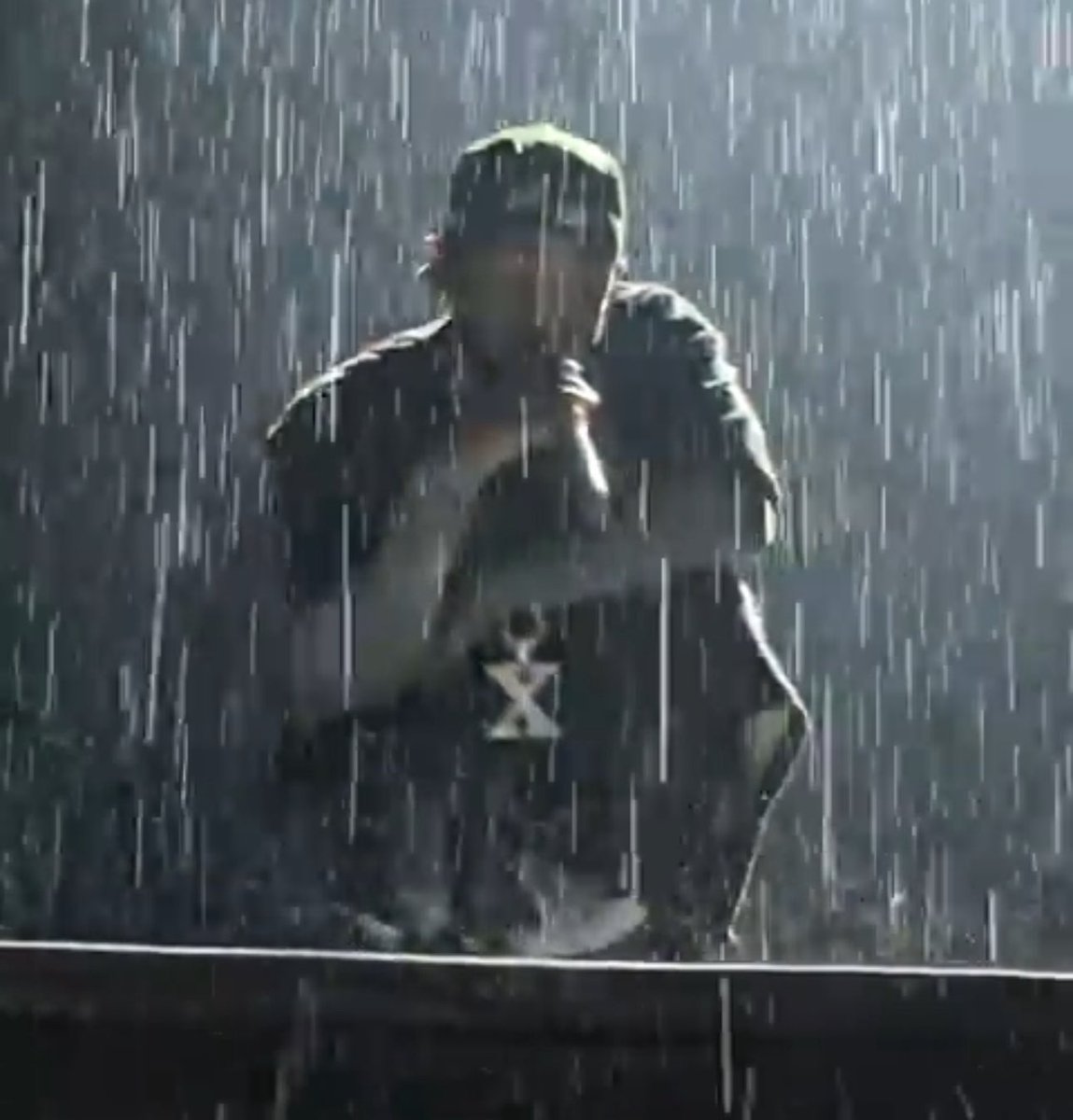 Good morning everyone. Here is some Kendrick aura for your tl.