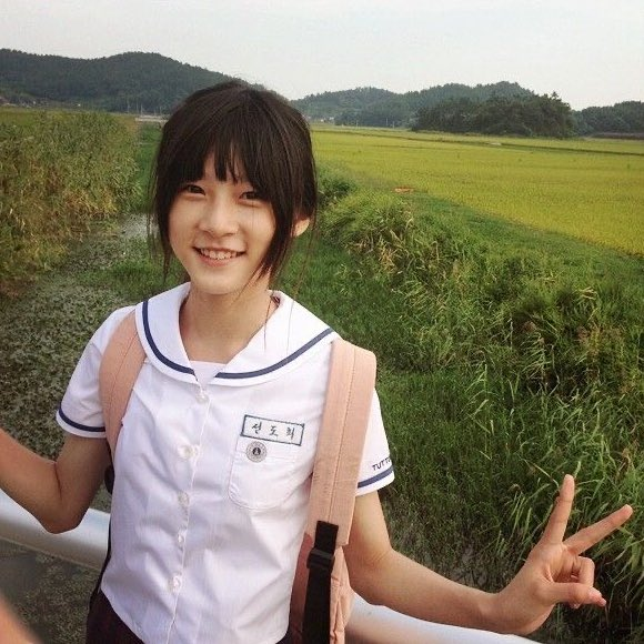 pannchoa's tweet photo. Knets debate whether the new Kim Saeron recording was AI
https://t.co/r3hgD7eT44 https://t.co/w8IsLpkf7h