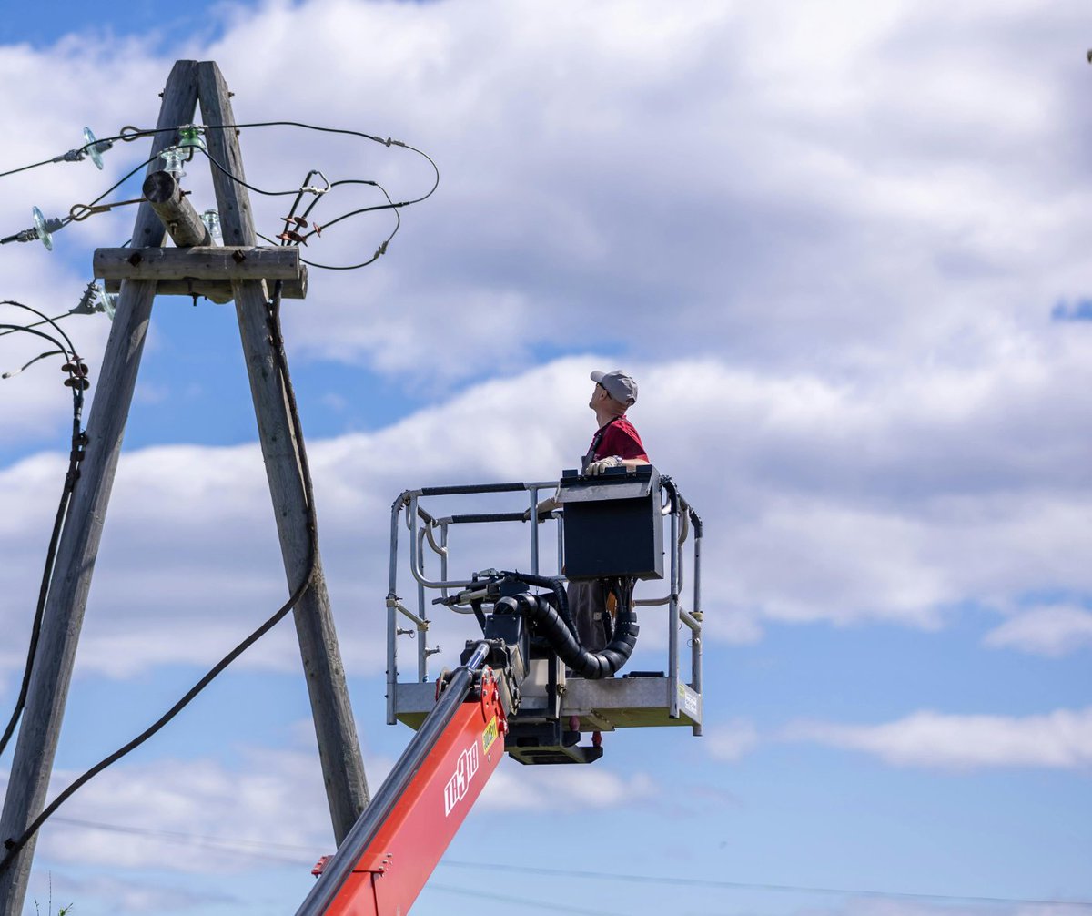Southern Connecticut State University 🦉 (@scsu) on Twitter photo Built for the future—and for the industry.
Southern’s Energy and Utility Leadership degree is the only one of its kind in New England, crafted with input from Regional Water Authority, Eversource CT, Avangrid, and many more community partners. #LeadingTheWay <a href="/SCSU_Business/">SCSU School of Business</a> Built for the future—and for the industry.
Southern’s Energy and Utility Leadership degree is the only one of its kind in New England, crafted with input from Regional Water Authority, Eversource CT, Avangrid, and many more community partners. #LeadingTheWay <a href="/SCSU_Business/">SCSU School of Business</a>