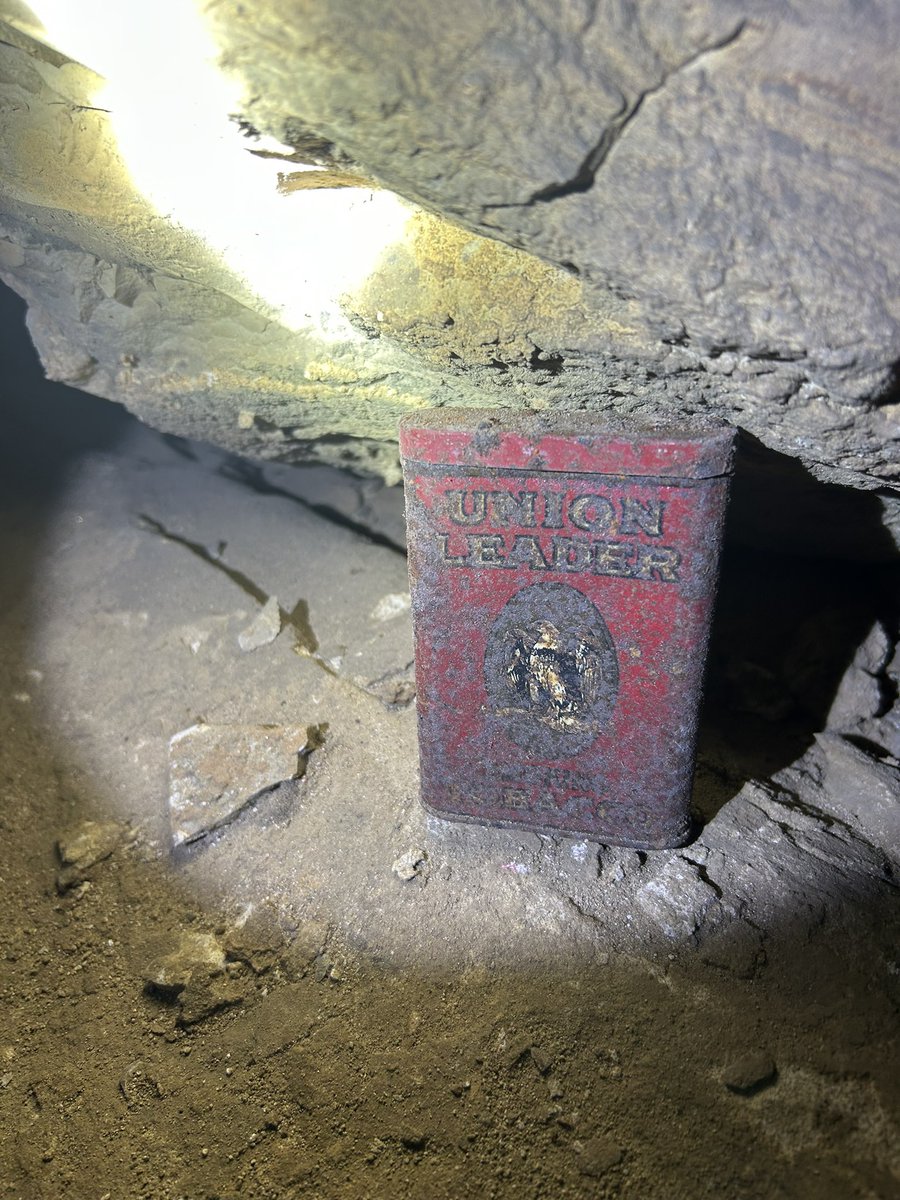 More historic trash. Union Leader Tobacco tin.  
Union Leader tobacco was produced by Pierre Lorillard who was a French immigrant who came to the United States in 1760 and began manufacturing snuff in New York City.