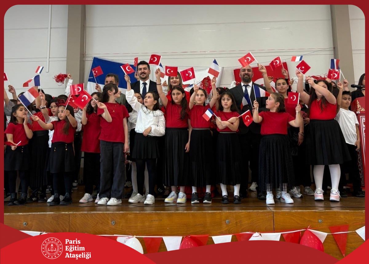 Parisegitim's tweet image. Reims şehrinde 23 Nisan Ulusal Egemenlik ve Çocuk Bayramını büyük bir coşkuyla kutladık. 🇹🇷

Öğretmenlerimize, öğrencilerimize, dernek yönetimi ve emeği geçen herkese teşekkür ederiz.

@tcmeb
@mebyyegm