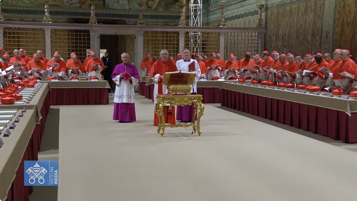 lopezdoriga's tweet photo. Los cardenales están listos en la Capilla Sixtina para el inicio del Cónclave. #SedeVacante

Más en https://t.co/BjdELZkpfR https://t.co/LwRglLPvp7