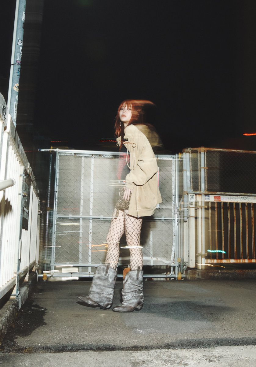 dailynjin's tweet image. #HUHYUNJIN for DIFFERENT concept photos