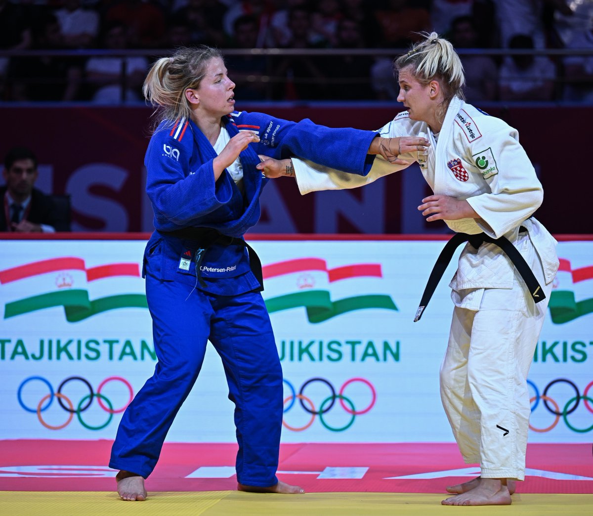 Team GB (@teamgb) on Twitter photo Unstoppable โ
Emma Reid won every contest by ippon to take -78kg GOLD at the Dushanbe Grand Slam ๐ค
Kelly Petersen-Pollard added -70kg silver to her CV ๐ฅ
<a href="/BritishJudo/">#WeAreGBJudo๐ฌ๐ง๐ฅ</a> Unstoppable โ
Emma Reid won every contest by ippon to take -78kg GOLD at the Dushanbe Grand Slam ๐ค
Kelly Petersen-Pollard added -70kg silver to her CV ๐ฅ
<a href="/BritishJudo/">#WeAreGBJudo๐ฌ๐ง๐ฅ</a>