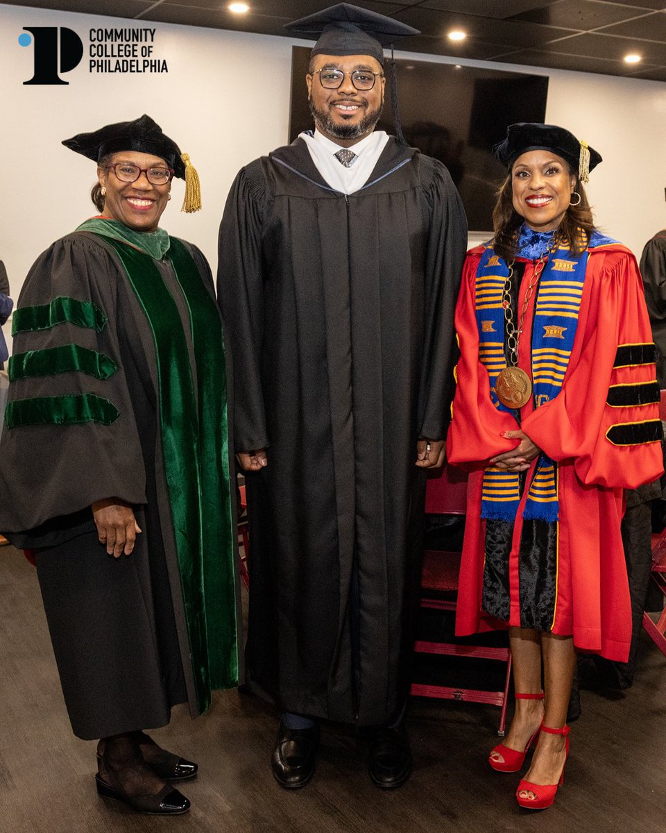 Community College of Philadelphia (@ccpedu) on Twitter photo Thank you to Pennsylvania Lt. Gov. <a href="/AustinDavisPA/">Austin Davis</a> for delivering an inspiring keynote address at our 2025 Commencement! ๐ฆ๐ Thank you to Pennsylvania Lt. Gov. <a href="/AustinDavisPA/">Austin Davis</a> for delivering an inspiring keynote address at our 2025 Commencement! ๐ฆ๐