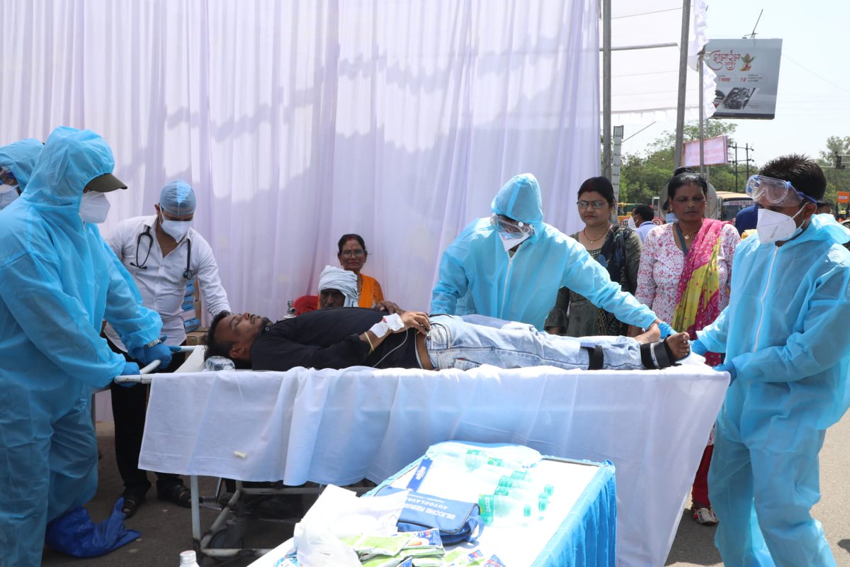 dmgwalior's tweet image. रासायनिक दुर्घटना से निपटने की तैयारियों की भी हुई मॉकड्रिल 

#gwalior #mokdrill

@CMMadhyaPradesh @DrMohanYadav51
@JansamparkMP @mohdept
@GwaliorComm @jdjsgwalior
@PROJSGwalior

RM-facebook.com/share/p/1AHQWd…