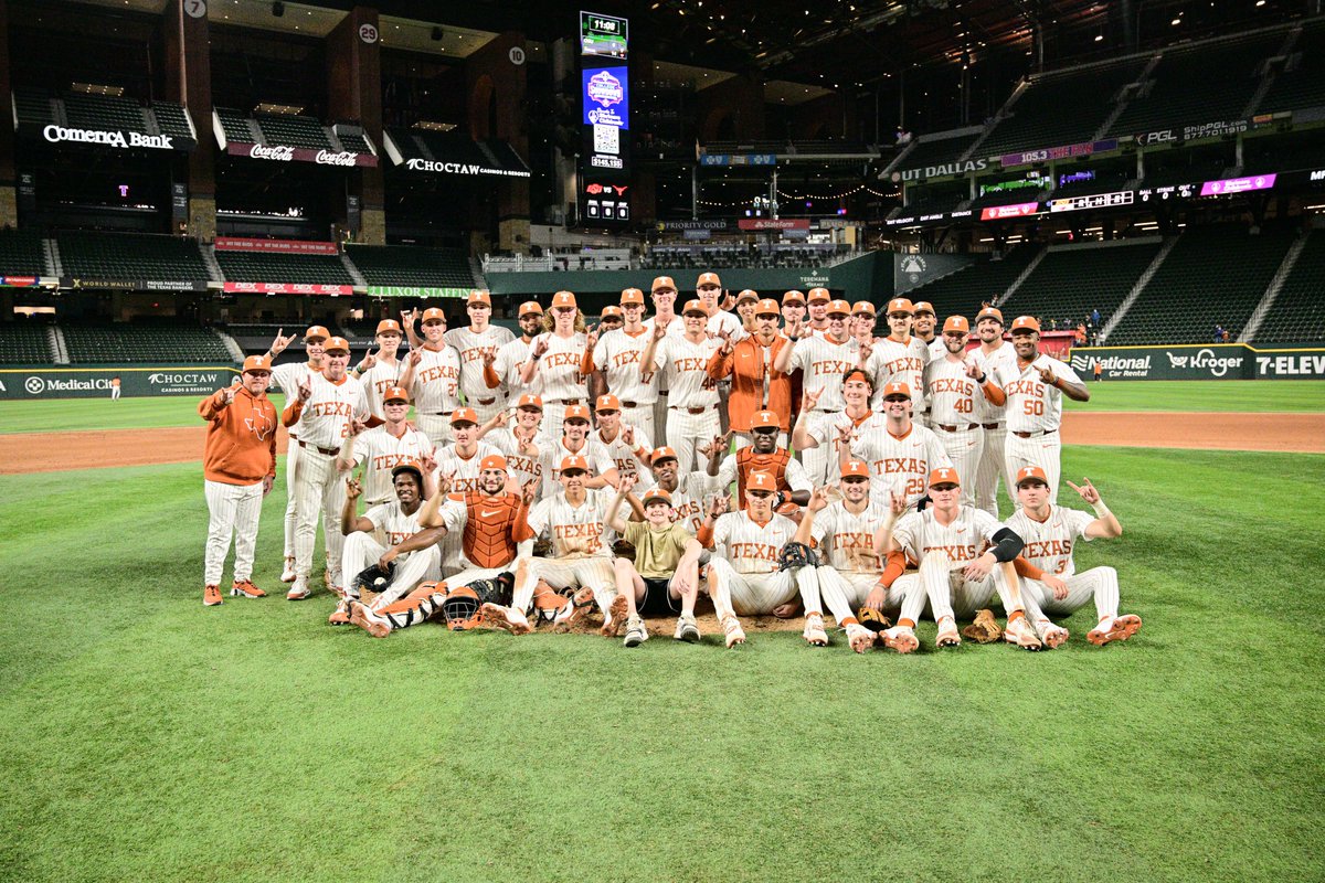 Texas Baseball tweet media