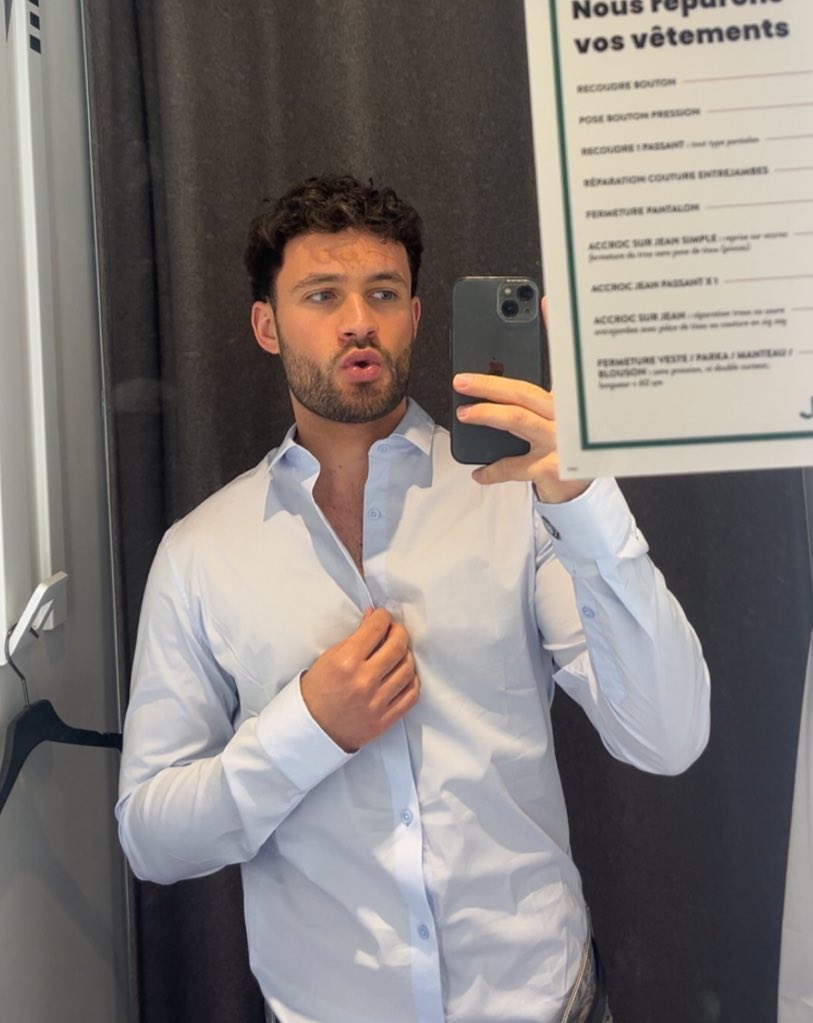 Je me ravitaille en chemise pour faire mon finance boy