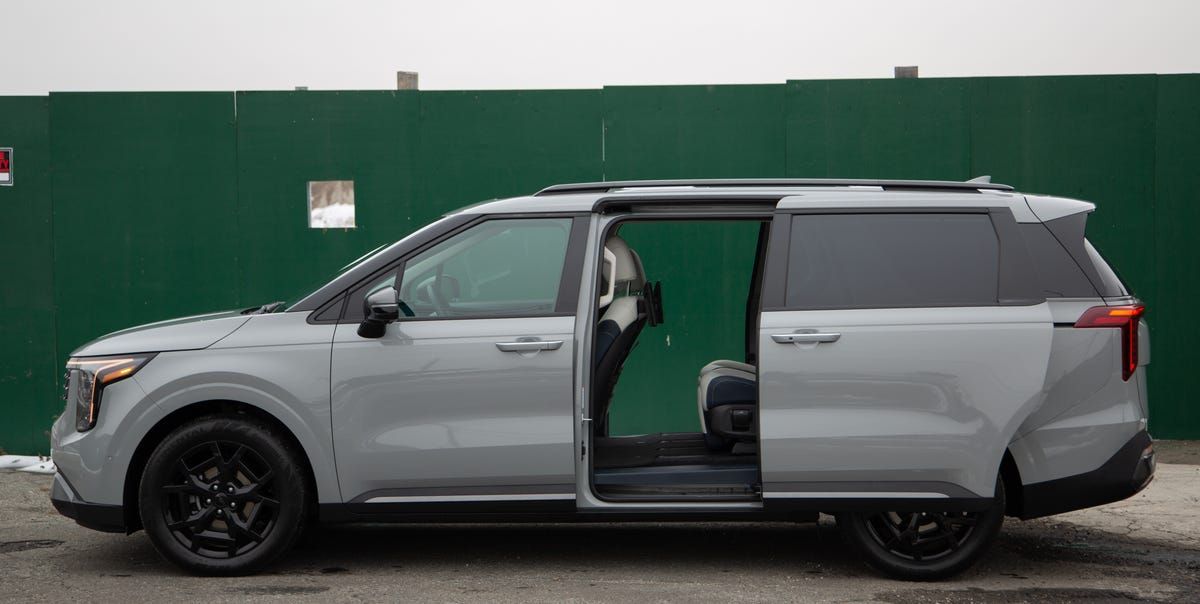 Minivan sales in America are off to a shockingly good start in 2025. bit.ly/44rdMDR