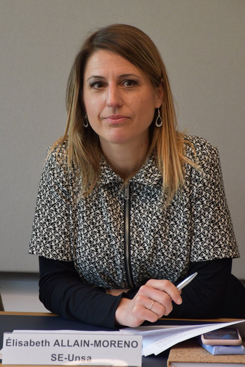 SE-Unsa (@se_unsa) on Twitter photo <a href="/EAM_seunsa/">Elisabeth Allain-Moreno</a> lors de la conférence de presse intersyndicale sur les AESH ⤵️
« Nous exigeons du gvt une meilleure considération des AESH, qui permettent à l’école de tenir son engagement d’accueillir tous les élèves en situation de handicap, sans tri. »
👉urlr.me/CqE2dS <a href="/EAM_seunsa/">Elisabeth Allain-Moreno</a> lors de la conférence de presse intersyndicale sur les AESH ⤵️
« Nous exigeons du gvt une meilleure considération des AESH, qui permettent à l’école de tenir son engagement d’accueillir tous les élèves en situation de handicap, sans tri. »
👉urlr.me/CqE2dS