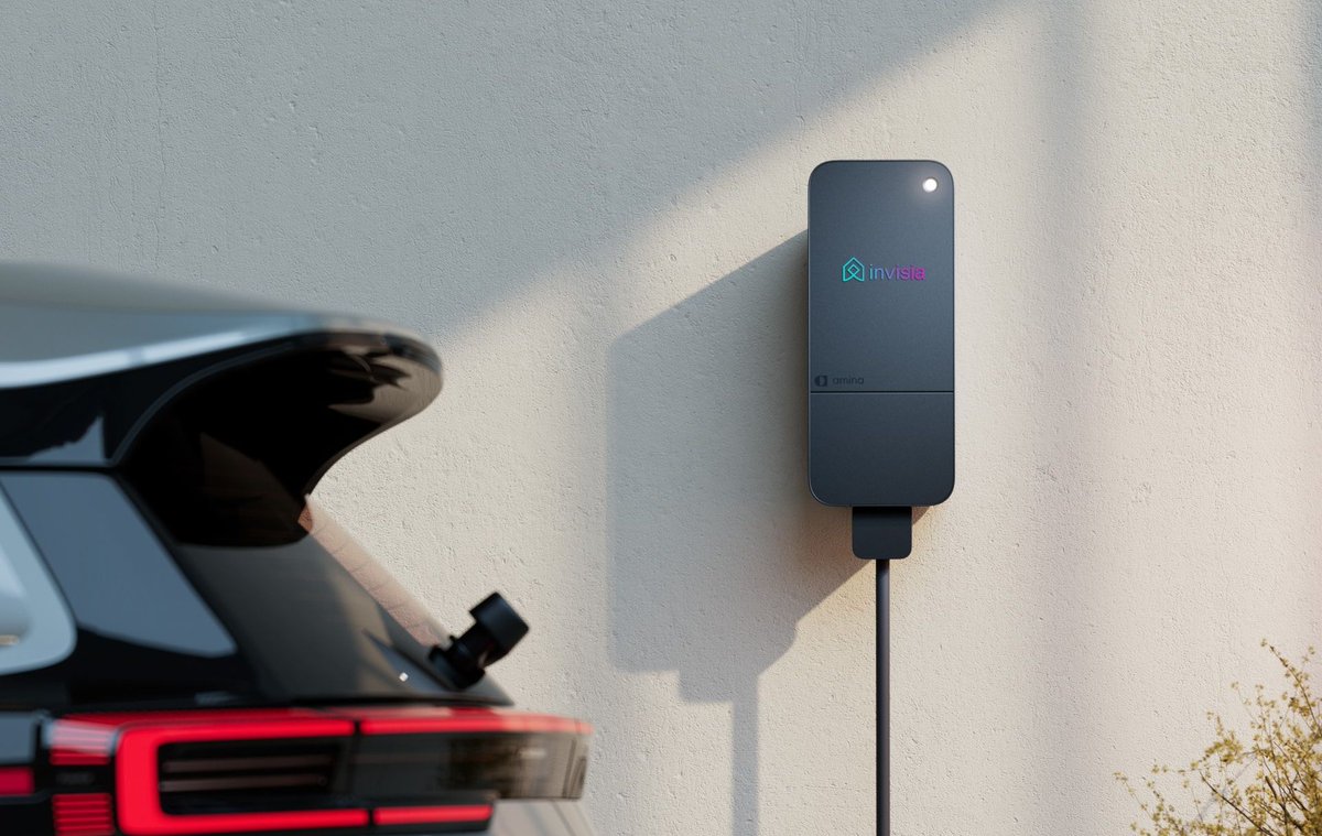 Schlicht. Stark. Smart. ⚡
Die neue Invisia Amina S – 22 kW Wallbox für dein Zuhause.
Jetzt bei uns im Shop 👉 schnellladen.ch/de/invisia-ami…
#Wallbox #EAuto #Ladestation