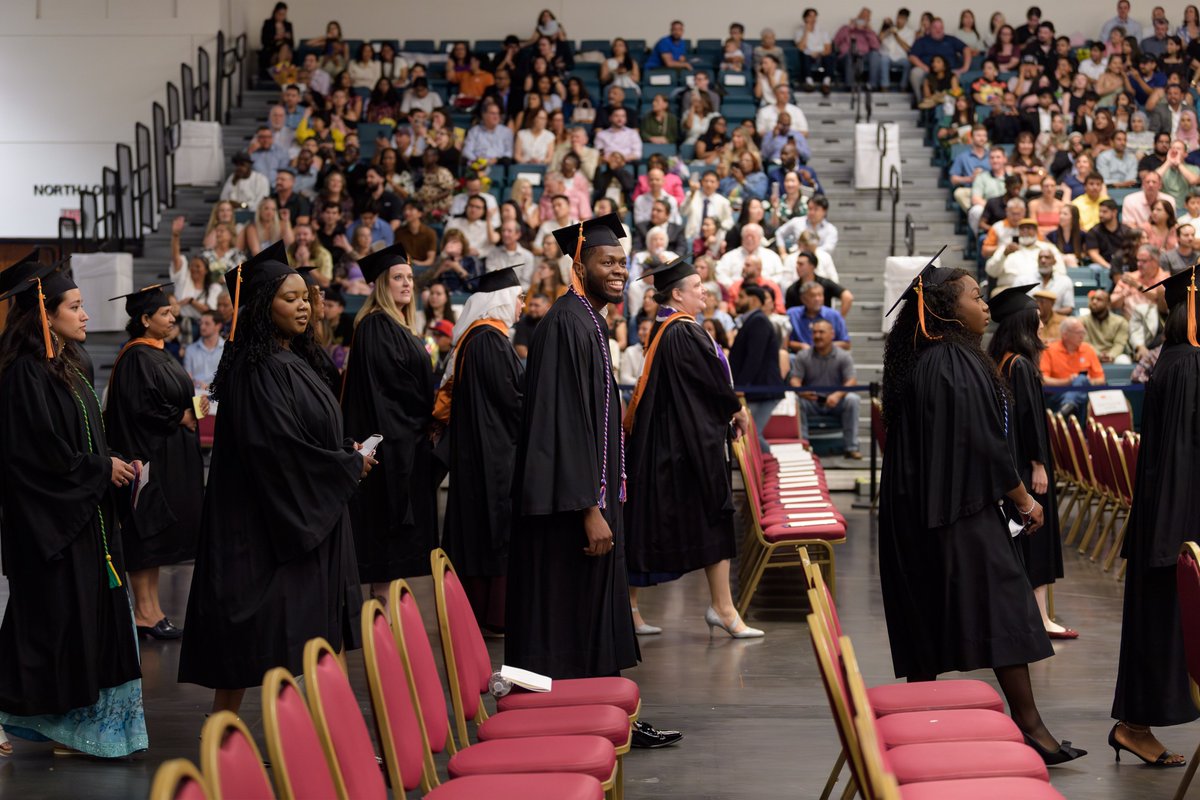 utmbson's tweet image. 🎓We’re proud to share highlights from the 2025 UTMB School of Nursing Commencement, where nearly 500 graduates stepped into the next chapter of their nursing journey.
View more photos: facebook.com/utmbson/
