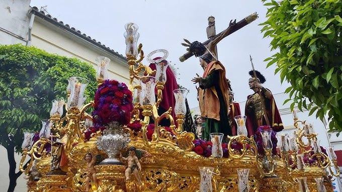 Traslado de los Titulares de la Hermandad del Amor al Convento de Santa María de Gracia en Jerez de la Frontera
