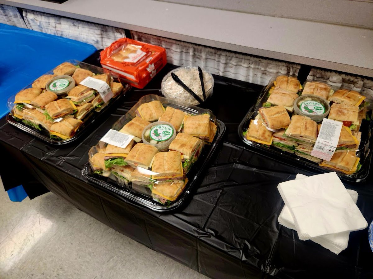 Thank you State Farm Agent, Candi Williams, for feeding the SMS Staff During Teacher Appreciation Week. We are so grateful for your support!