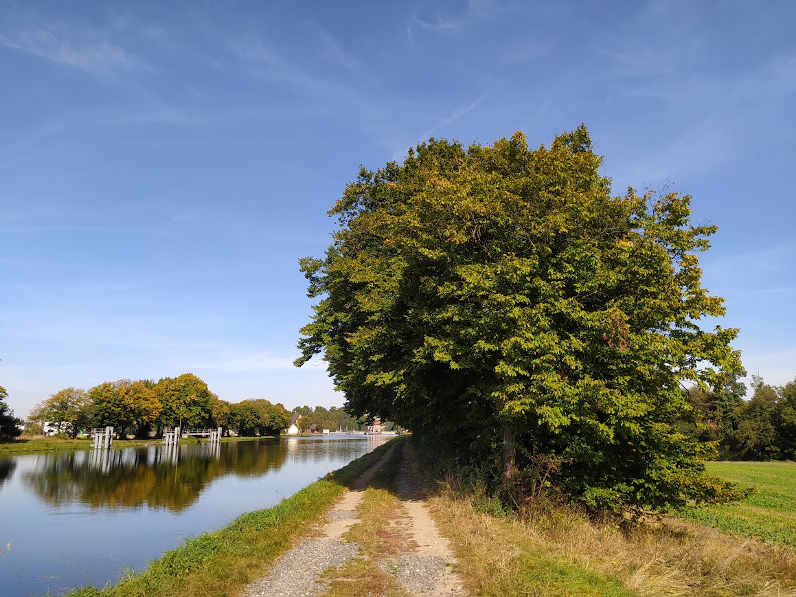 Vltava, díl první: od pramene po Chvaletice.

ceskatelevize.cz/porady/1598363…