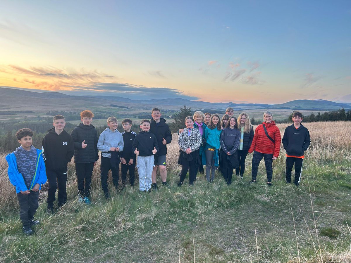 All settled in, fed and off on a night hike. Just look at that gorgeous evening sky. A big blast of fresh air will help everyone get a good sleep tonight ready for more outdoor adventures tomorrow. Shout out to ace Mrs Davie and ace Mrs Wilson for looking after our P7s. ❤️