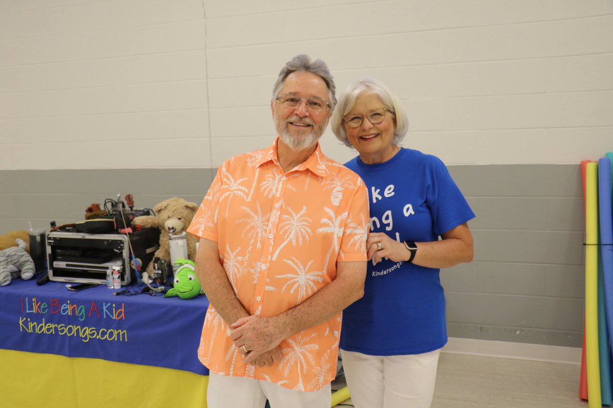 The #eMule: Teachers/Principal/Facilitator of the Year, Retirees, Leadership Day, The Kinders! conta.cc/44yr95f