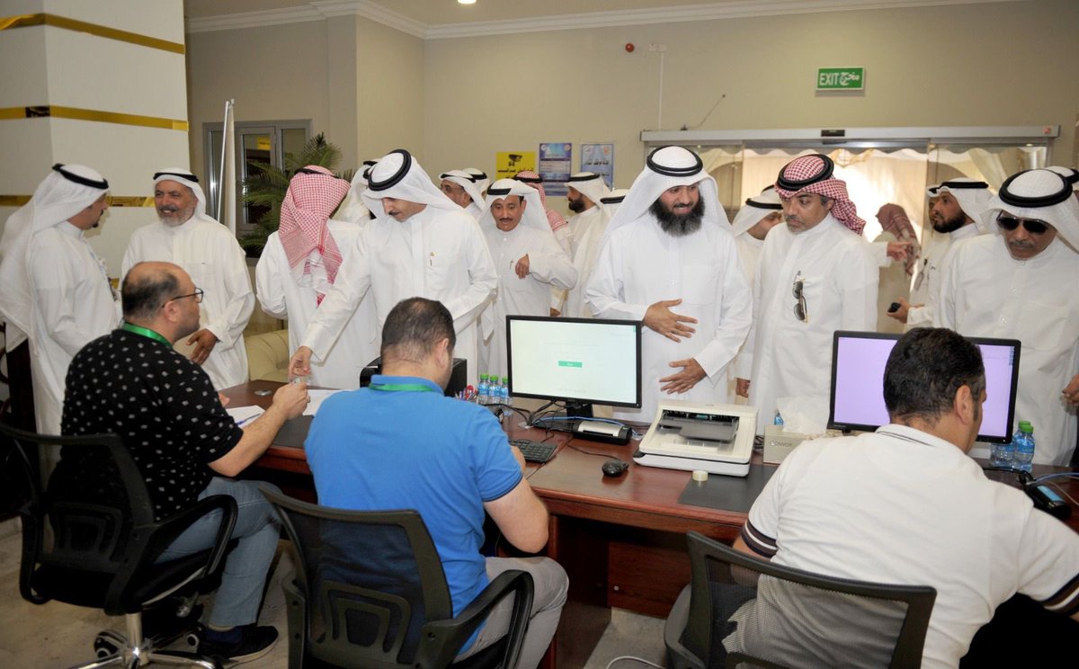 اتحاد المزارعين يعقد جمعية عمومية غير عادية.. لاعتماد قرارات مفصلية

• إجراء انتخابات لاختيار مجلس إدارة جديد لمدة 4 سنوات مقبلة

شهد مقر الاتحاد الكويتي للمزارعين في منطقة الرابية، اليوم، انعقاد الجمعية العمومية غير العادية، وسط حضور كثيف من الأعضاء العاملين، وبمشاركة ممثل عن