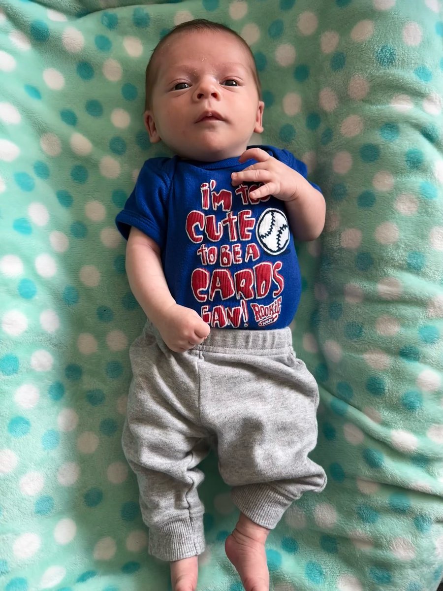 BriceCall's tweet image. One month old and hasn’t missed a Cubs game yet (except when he’s napping)!! @Cubs @WatchMarquee