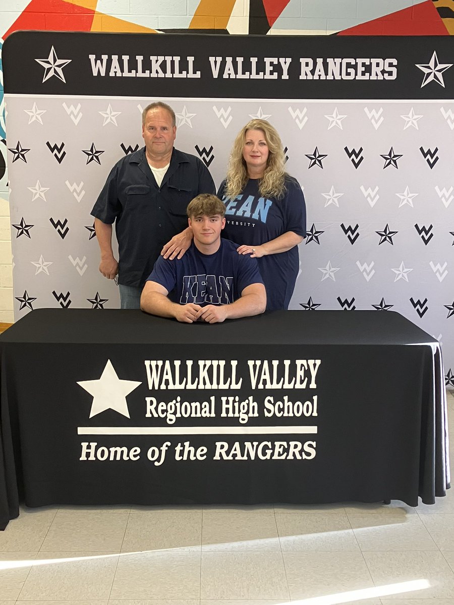 Official signing day!