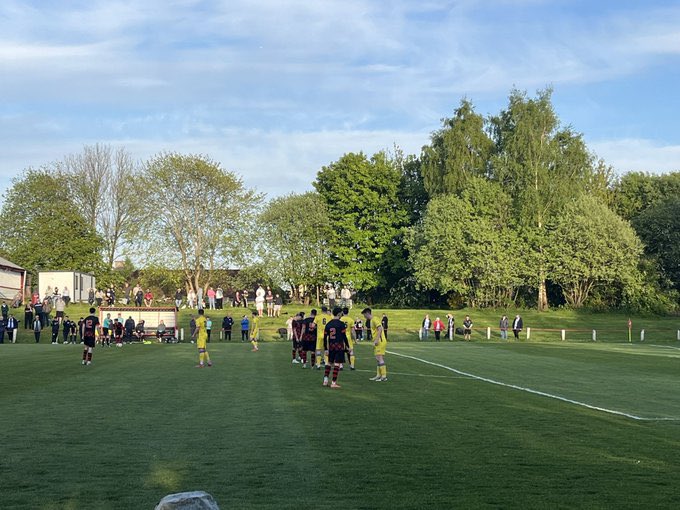 Thorniewood United FC (@thorniewood) on Twitter photo Full Time Result-
Thorniewood 5-3 Arthurlie
Outstanding team performance from start to finish tonight in what was great game! ☀️⚽️
Goals - <a href="/CallumScott_6/">CallumScott</a> x2, Ally Miller , Brandon Blackshaw & Chrissy Neeson
Man of the match - Callum Scott 🙌 Full Time Result-
Thorniewood 5-3 Arthurlie
Outstanding team performance from start to finish tonight in what was great game! ☀️⚽️
Goals - <a href="/CallumScott_6/">CallumScott</a> x2, Ally Miller , Brandon Blackshaw & Chrissy Neeson
Man of the match - Callum Scott 🙌