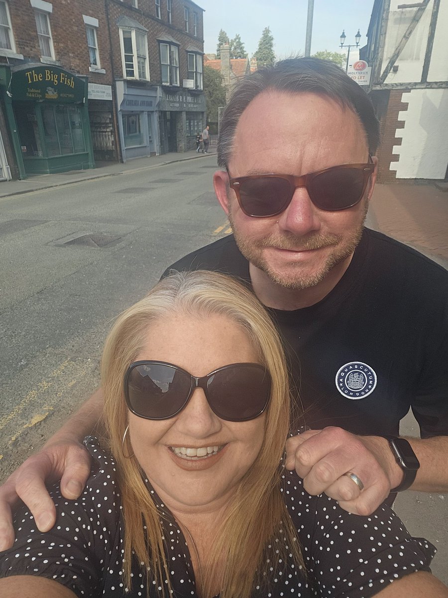 zoemufc's tweet image. Anniversary meal out #thisistheone @SteHolywell