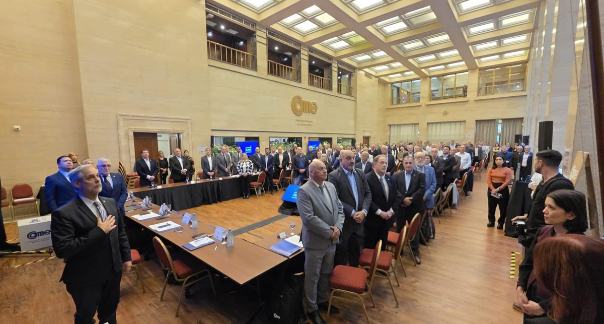 SE REALIZÓ UN NUEVO CONSEJO DIRECTIVO DE #CAME

Con la participación de 130 dirigentes pymes de todo el país 🇦🇷, se realizó una nueva reunión federal de Consejo Directivo, en la que se realizó un análisis de la actividad y se presentaron propuestas sectoriales.

#EsConLasPymes