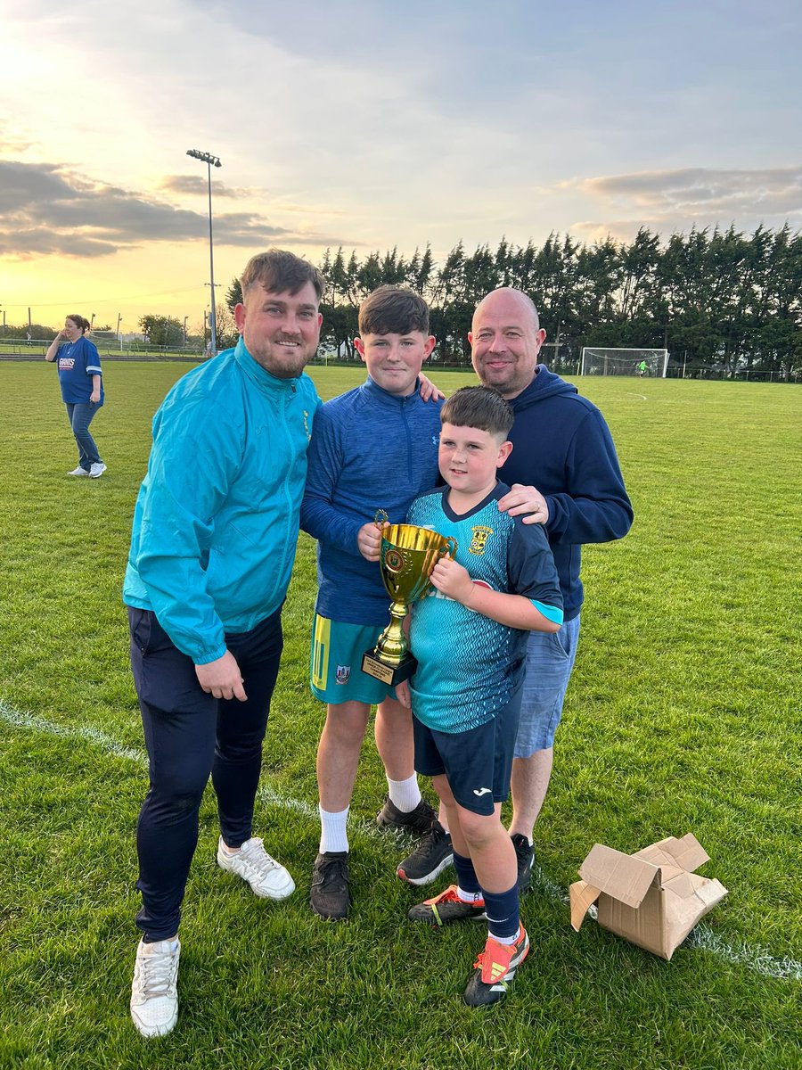Congratulations to our u13s who received the league trophy tonight in the last game of season. 1st team in our history to win a schoolboys league. The first of many 🙌🏻🙌🏻🙌🏻