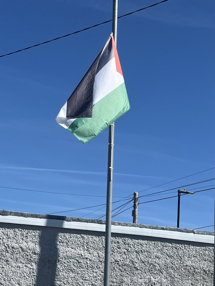 🇵🇸Let’s Talk about Palestine takes place in schools across Ireland this week . We have our flag flying outside our school. 🇵🇸<a href="/Teachers4Pal/">Teachers For Palestine</a>