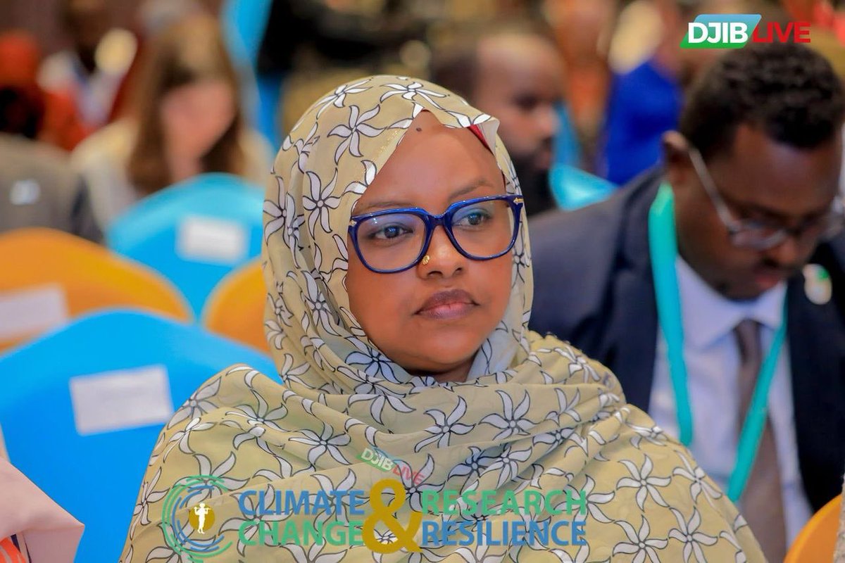 LES FEMMES DE LA DIASPORA TCHADIENNE (@asso_fdt) on Twitter photo Djibouti 🇩🇯, du 14-16 avril :
La PR Saadia Aboubakar et sa RP <a href="/MeremTahar/">Merem Mastoura Tahar #التباوية</a> de notre <a href="/asso_fdt/">LES FEMMES DE LA DIASPORA TCHADIENNE</a> ont été invitées à la conférence organisée par l’<a href="/Orrec_cerd/">ORREC</a>, réunissant politiciens, chercheurs scientifiques et OSC autour de la coopération régionale en matière climatique en Afrique. Djibouti 🇩🇯, du 14-16 avril :
La PR Saadia Aboubakar et sa RP <a href="/MeremTahar/">Merem Mastoura Tahar #التباوية</a> de notre <a href="/asso_fdt/">LES FEMMES DE LA DIASPORA TCHADIENNE</a> ont été invitées à la conférence organisée par l’<a href="/Orrec_cerd/">ORREC</a>, réunissant politiciens, chercheurs scientifiques et OSC autour de la coopération régionale en matière climatique en Afrique.