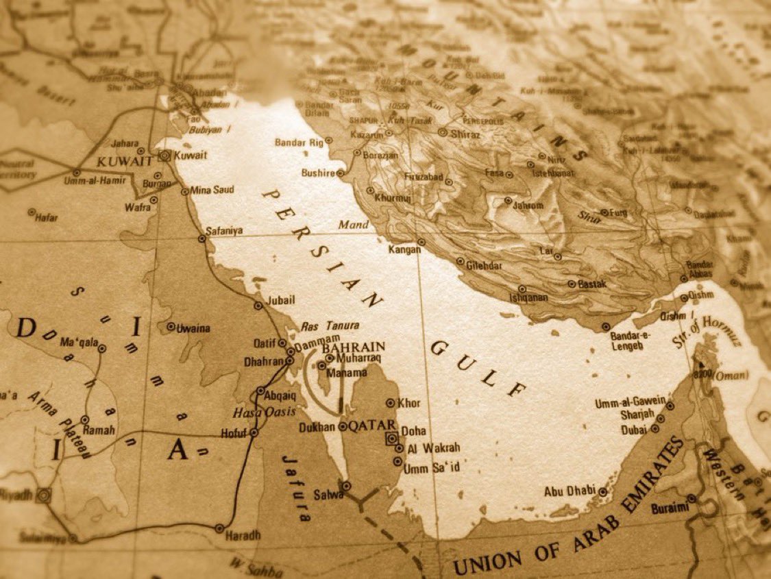 dscampaign1's tweet image. خلیج همیشه فارس، قلب تاریخ و هویت ایران است. با افتخار از تاریخ و هویتمان دفاع میکنیم!
#خلیج_فارس
#PersianGulf