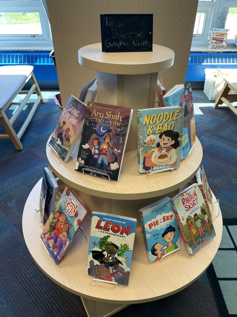 Jennifer Bissonnette (@jennbissonnette) on Twitter photo Kicking off Education Week with new books in the LLC! We’ve added new books to our Dual Language Collection and more Diverse Graphic Novels, thanks to our bake sale lead by our Grade 5 Library Leaders! <a href="/HuntingtonRidg1/">Huntington Ridge PS</a> Kicking off Education Week with new books in the LLC! We’ve added new books to our Dual Language Collection and more Diverse Graphic Novels, thanks to our bake sale lead by our Grade 5 Library Leaders! <a href="/HuntingtonRidg1/">Huntington Ridge PS</a>