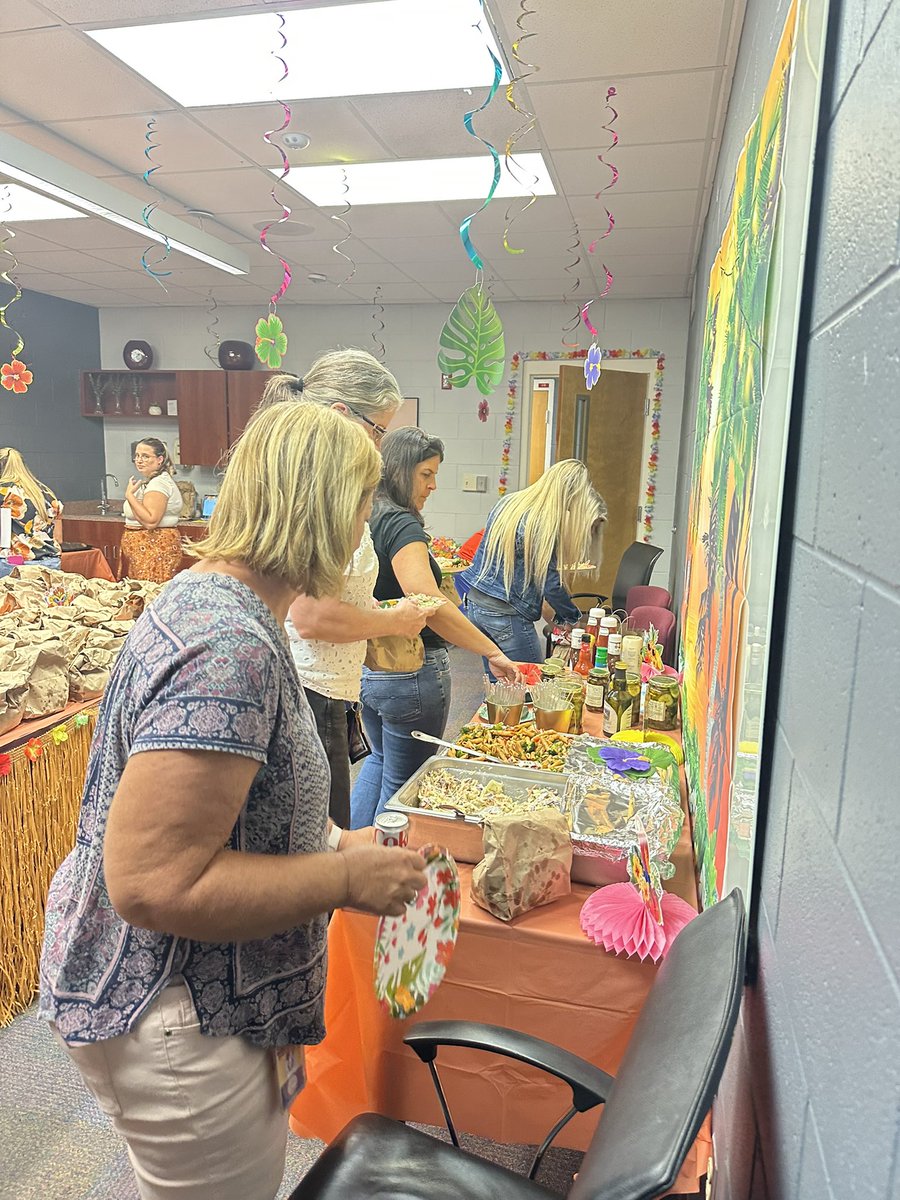 Villas Elementary tweet media