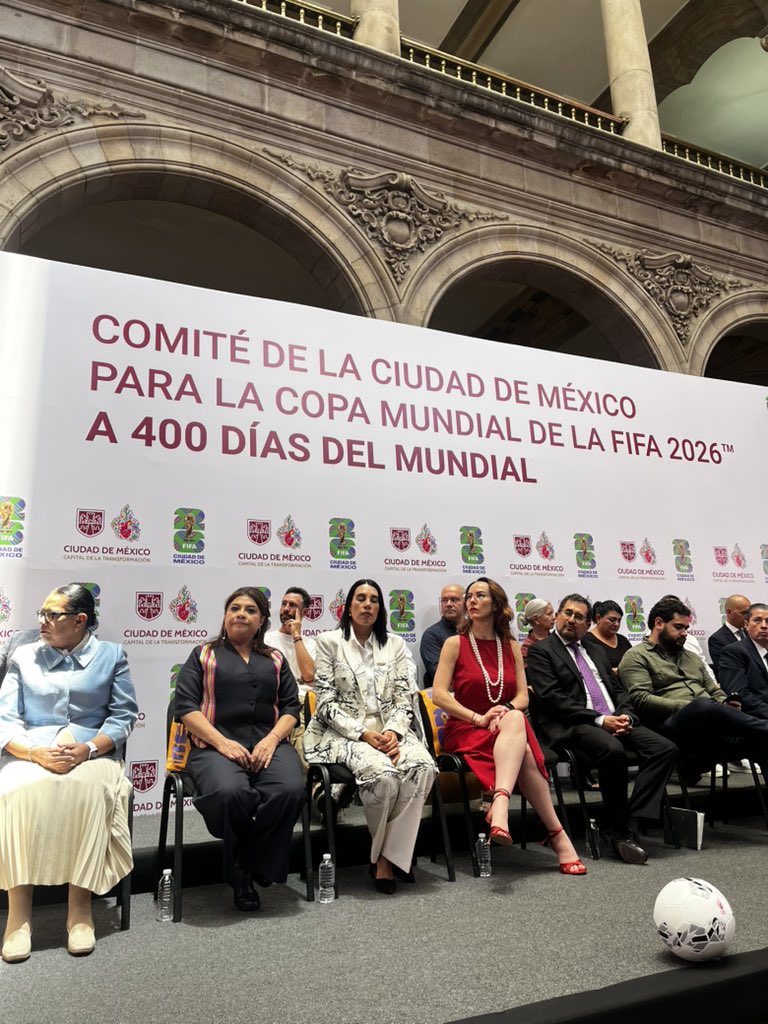 Jorge Balderrama (@jbalderramar) on Twitter photo Se está armando gran organización en la CDMX para abrir sus puertas a los mexicanos y el mundo durante el Mundial 2026. <a href="/ClaraBrugadaM/">Clara Brugada Molina</a> presentó hoy el plan y sus avances a 400 días de la inauguración #mundial2026 Se está armando gran organización en la CDMX para abrir sus puertas a los mexicanos y el mundo durante el Mundial 2026. <a href="/ClaraBrugadaM/">Clara Brugada Molina</a> presentó hoy el plan y sus avances a 400 días de la inauguración #mundial2026
