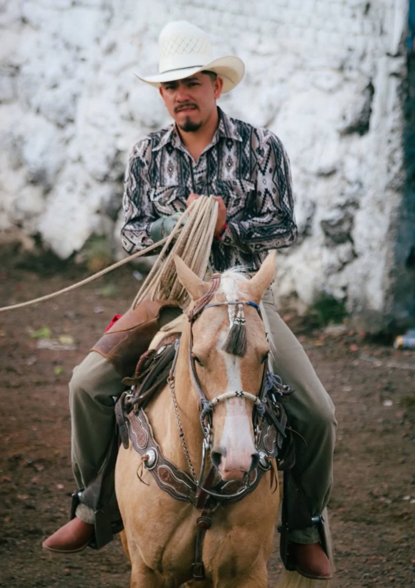 COWBOYLOVERS tweet media