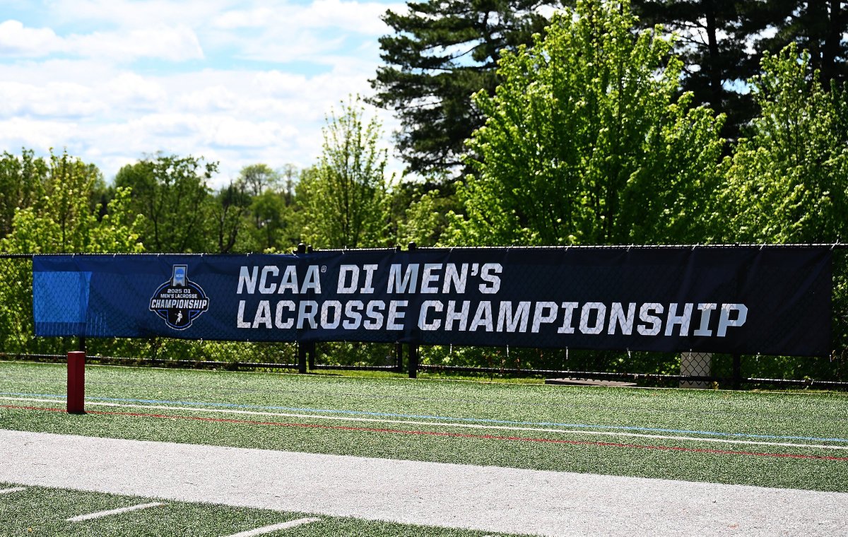 30 minutes until faceoff! 
#NCAAMLAX x #BobbyMo