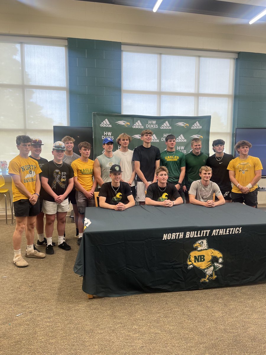 NBHSBaseballKY (@kynbhs) on Twitter photo Big time 👊👊going out to 3 of our guys!
Braylen Duncan-<a href="/KYSUBaseball/">Thorobred Baseball</a>
Brayden Lueke-<a href="/KYSUBaseball/">Thorobred Baseball</a>
Andrew Day-<a href="/CTigersBaseball/">Campbellsville University Tigers Baseball</a>
These guys made it official on their intent college and baseball careers!
Best baseball still ahead for these guys!
#NBProud Big time 👊👊going out to 3 of our guys!
Braylen Duncan-<a href="/KYSUBaseball/">Thorobred Baseball</a>
Brayden Lueke-<a href="/KYSUBaseball/">Thorobred Baseball</a>
Andrew Day-<a href="/CTigersBaseball/">Campbellsville University Tigers Baseball</a>
These guys made it official on their intent college and baseball careers!
Best baseball still ahead for these guys!
#NBProud
