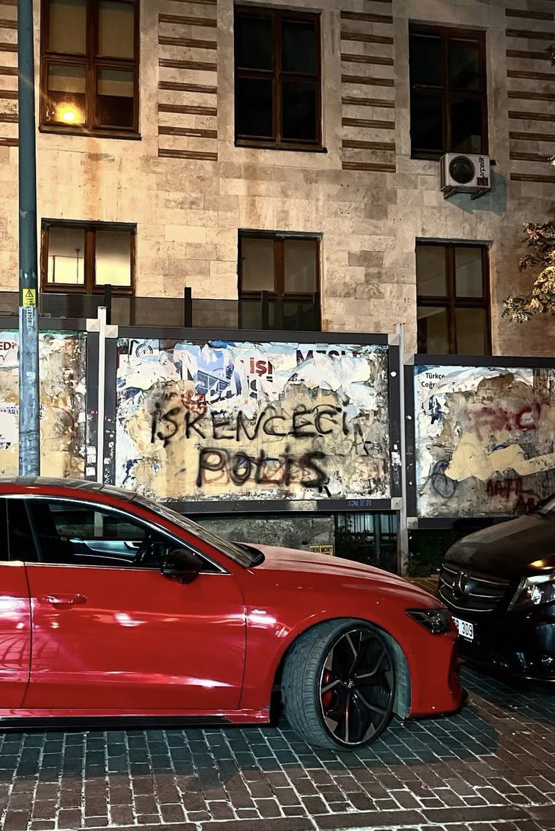 🚨